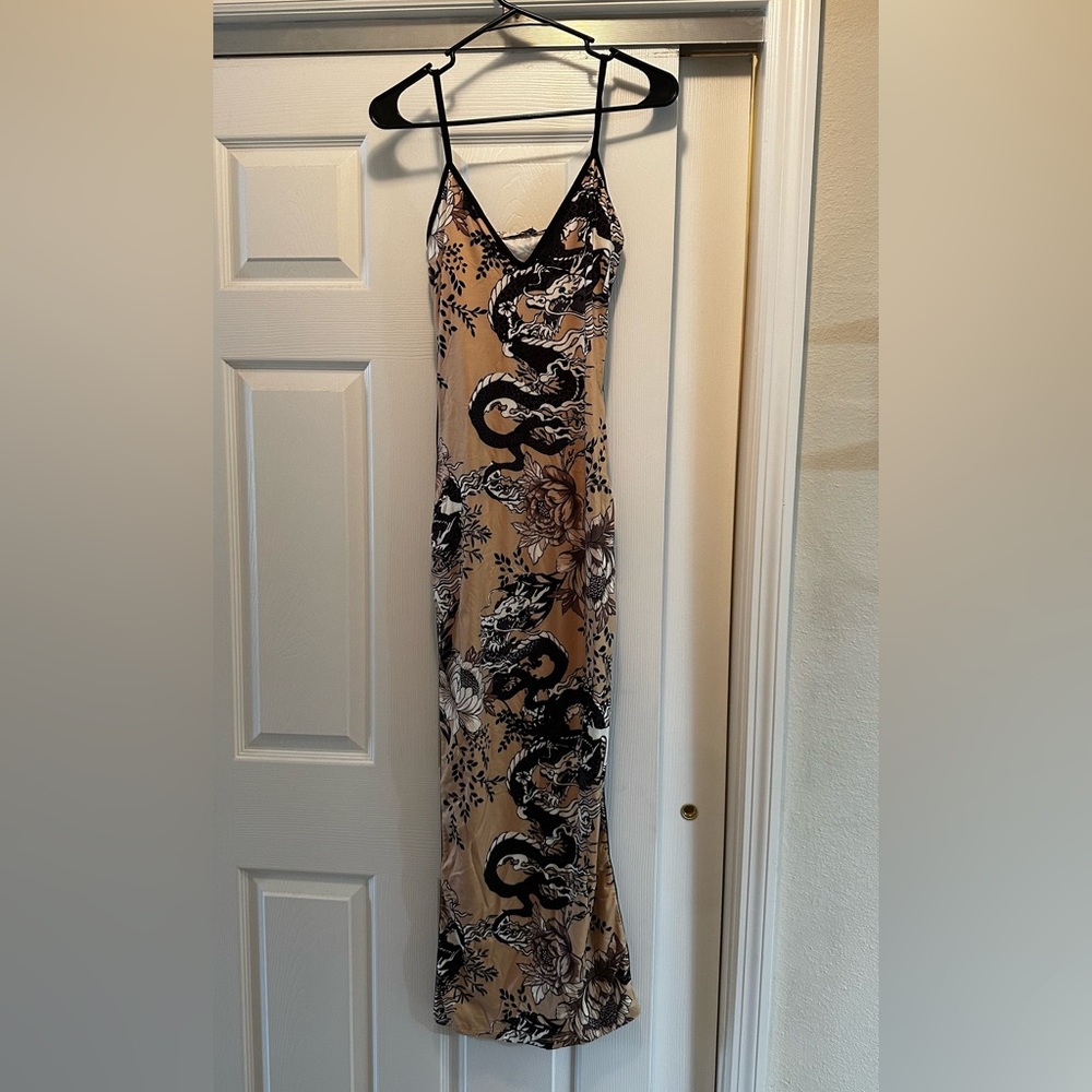 Women's Dress Fashion Nova Size Medium